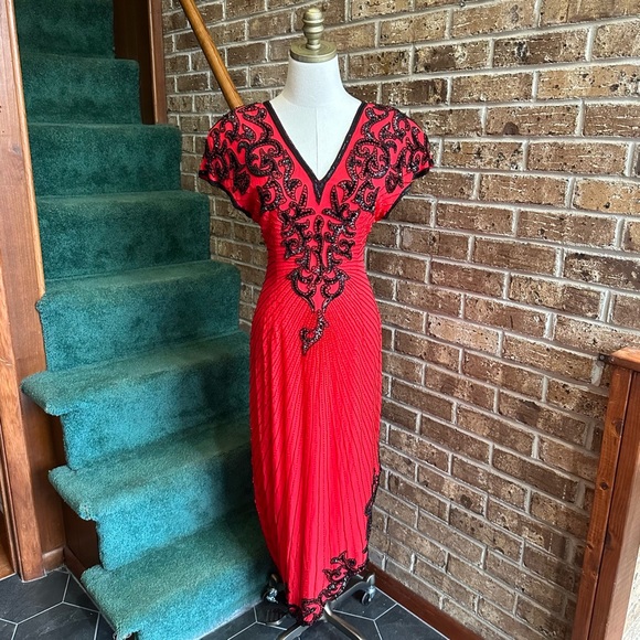 VTG 80s 90s Red & Black Beaded Silk Asymmetrical V-neck Formal Party Dress - Picture 2 of 13